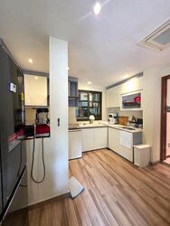 Holland Park (D10), Detached #537472961
